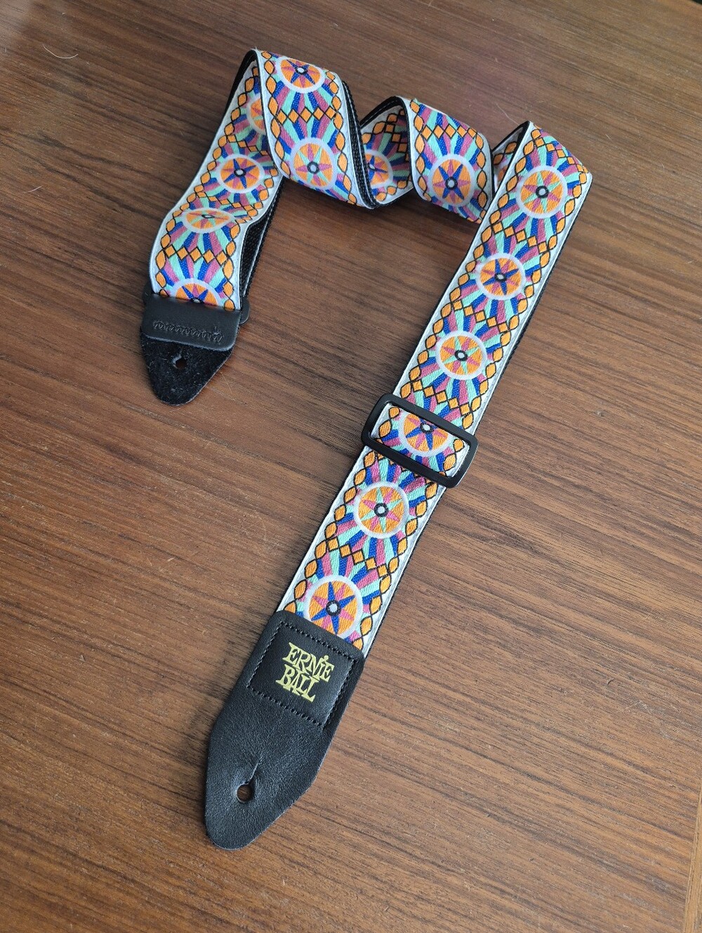 Vibrant Guitar Strap
